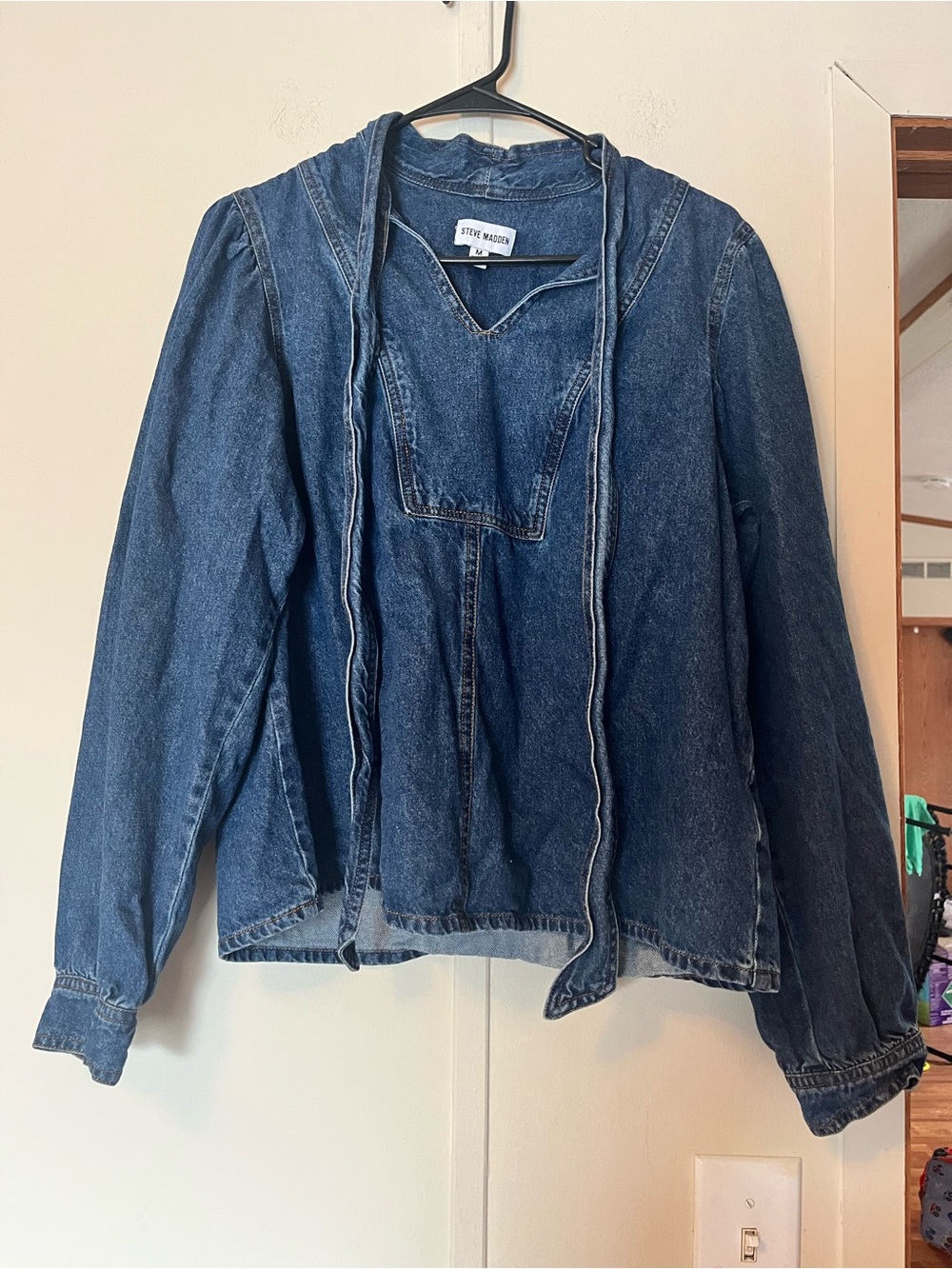 Steve Madden Indigo Denim Top Tie Front Pearl Snap Cotton Size M